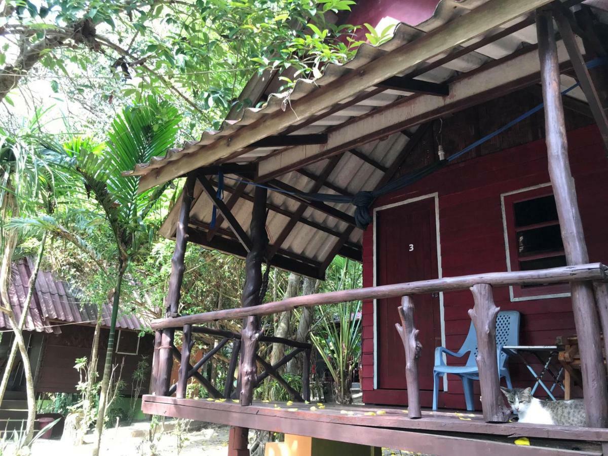 Goldkey Bungalow Ξενοδοχείο Koh Phayam Εξωτερικό φωτογραφία